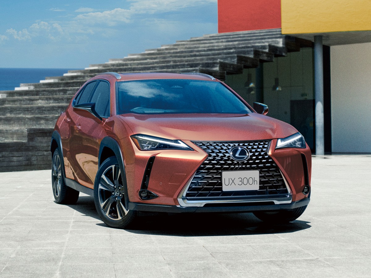 2025 Lexus UX 300h豪華版/300h F Sport Design 規格配備| 地球黃金線