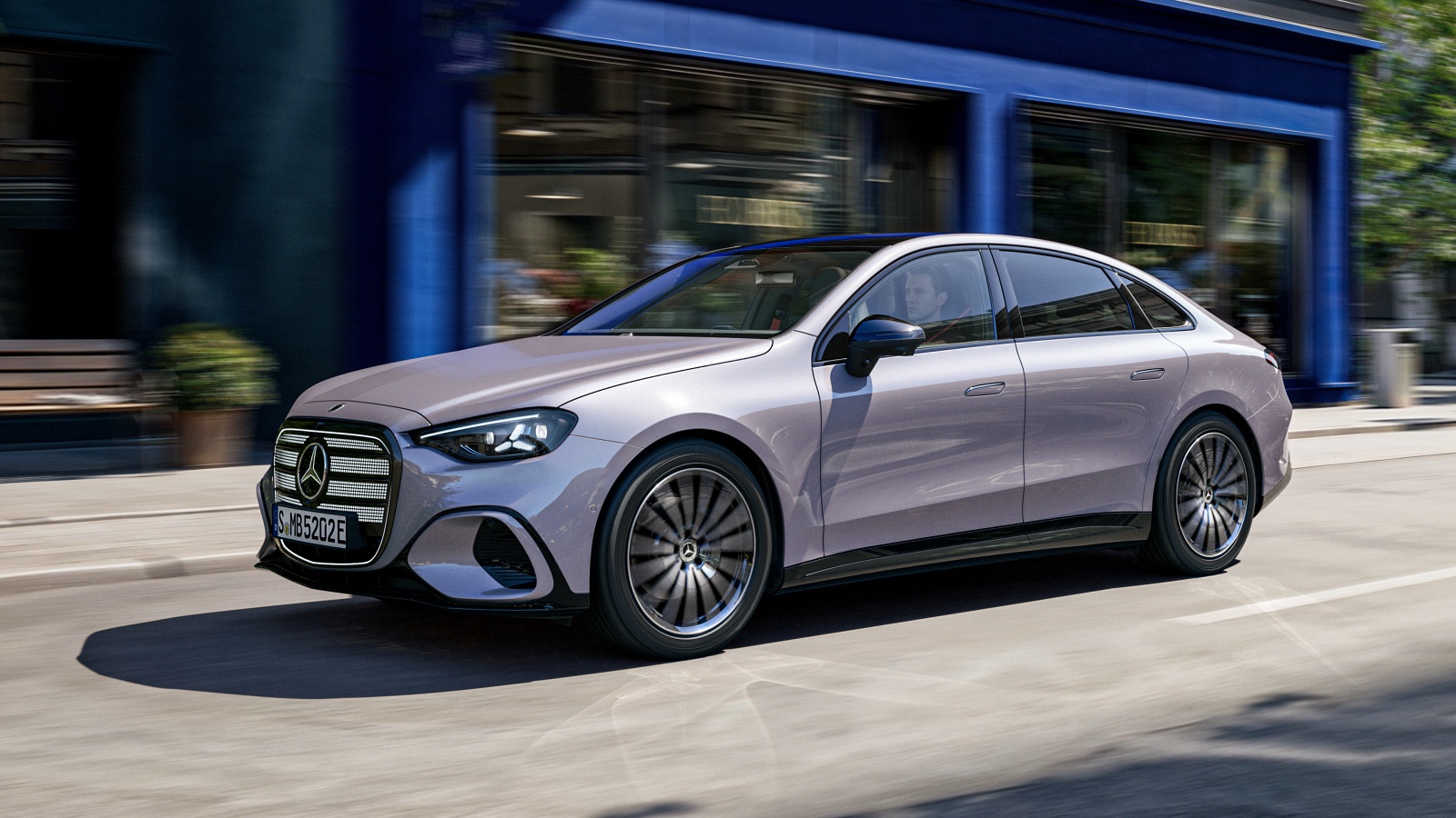 這款「C 300」不用加油！賓士純電C-Class追加入門四驅車型約台幣228萬起