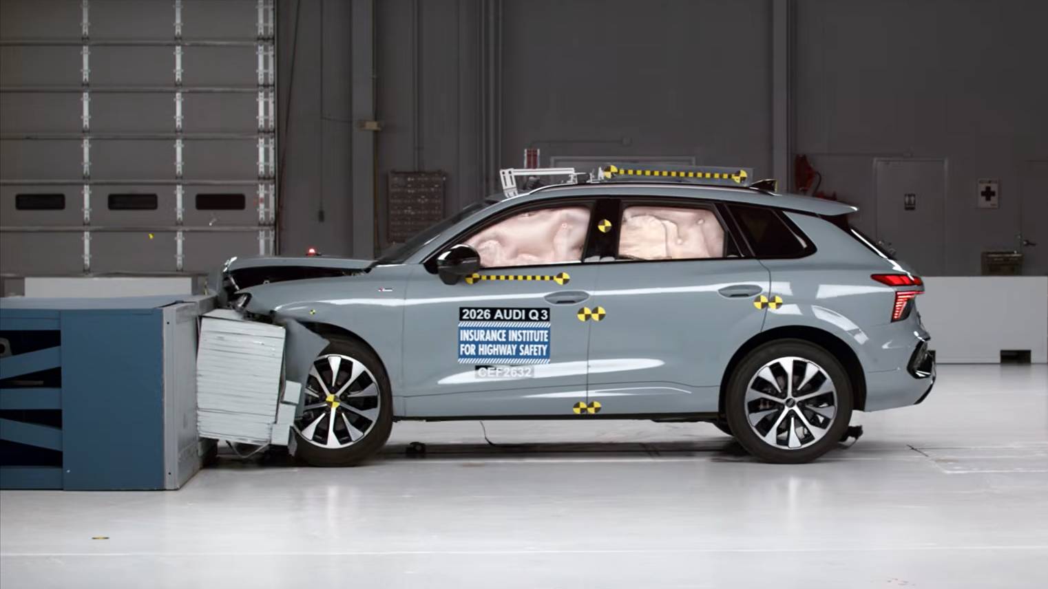 這次受測的2026至2027年式Audi Q3,同樣在正面中度偏位撞擊測試中失利,而且成績只有Poor不良評價。(圖/IIHS提供)