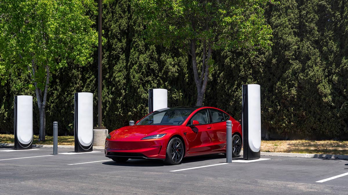 電動車退燒了嗎？今年想買的人升至16%，充電與續航仍是關鍵