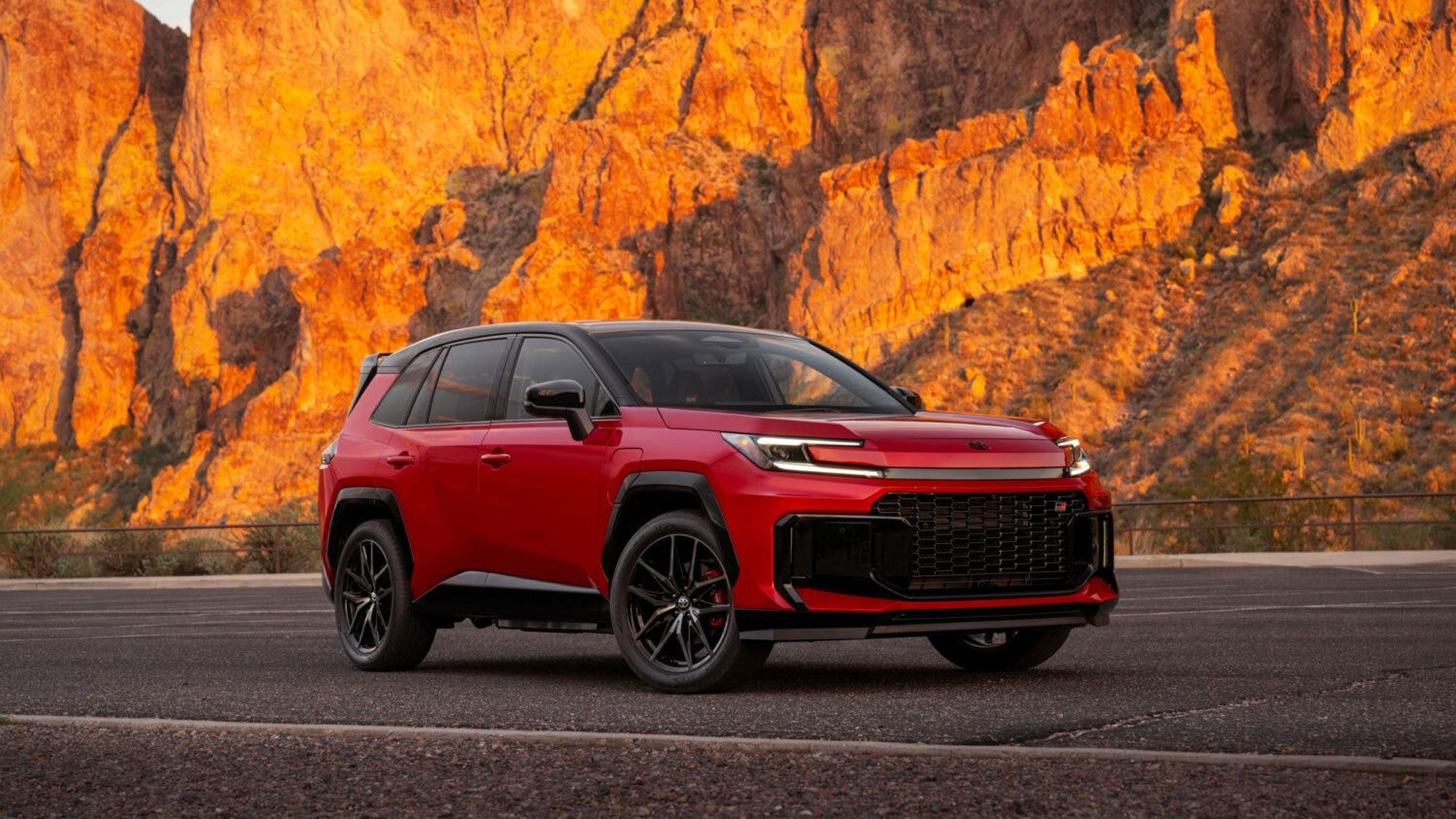 Toyota全新RAV4 PHEV爆發召回危機，全球多國超過5萬輛受影響