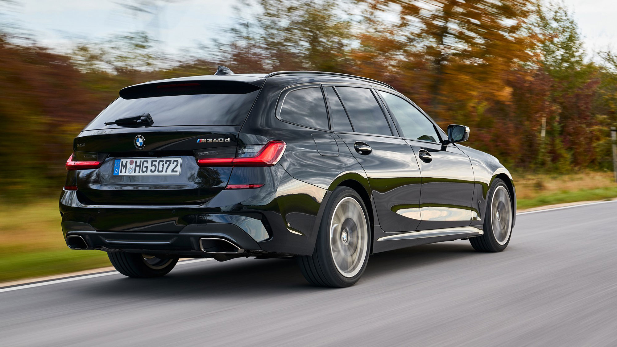 320d與M340d成為末代代表,六缸柴油扭力甚至超越M3 Competition。(圖/BMW提供)