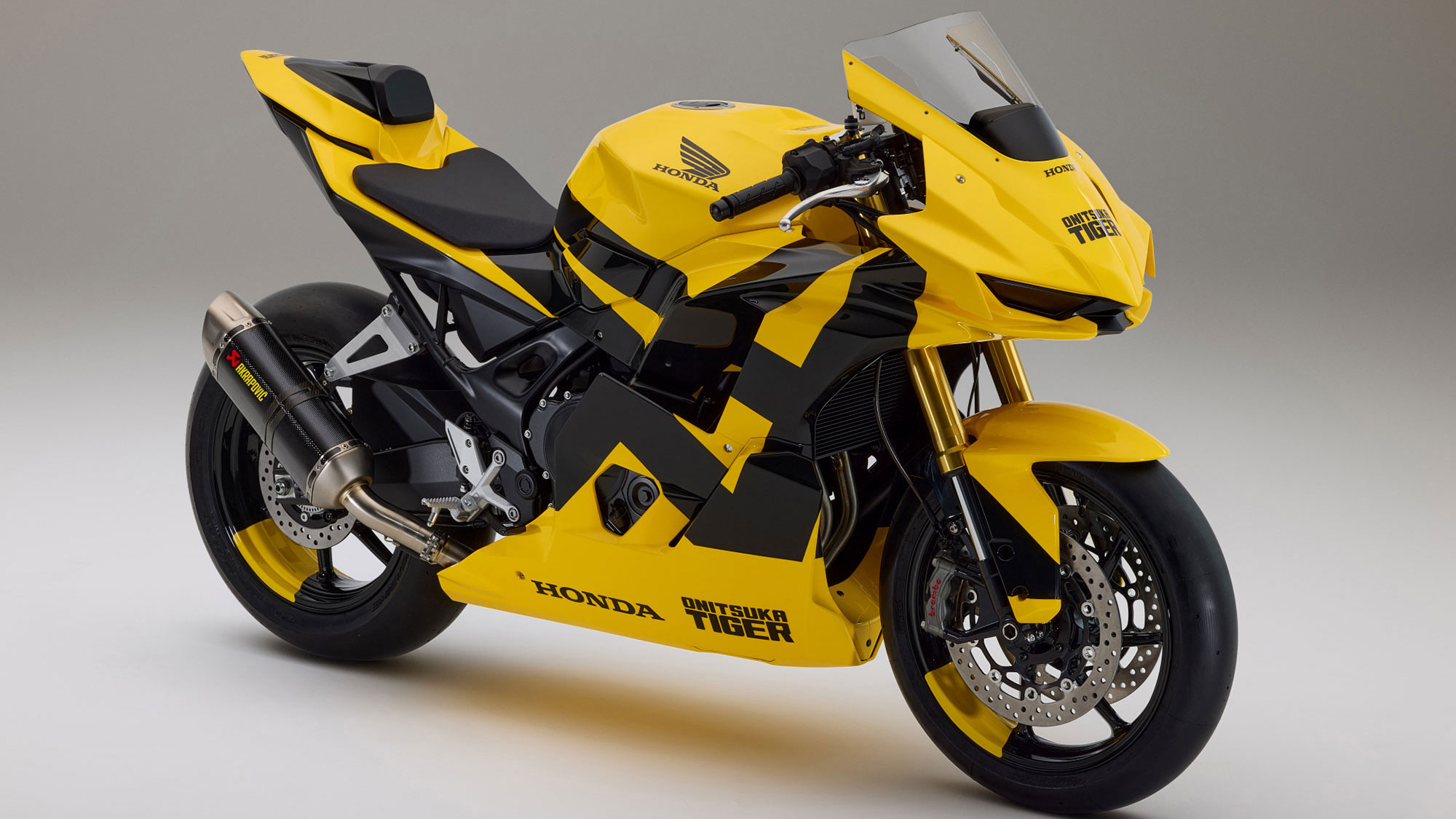 Honda跨界聯手Onitsuka Tiger， Tiger Yellow化身最潮日系重機