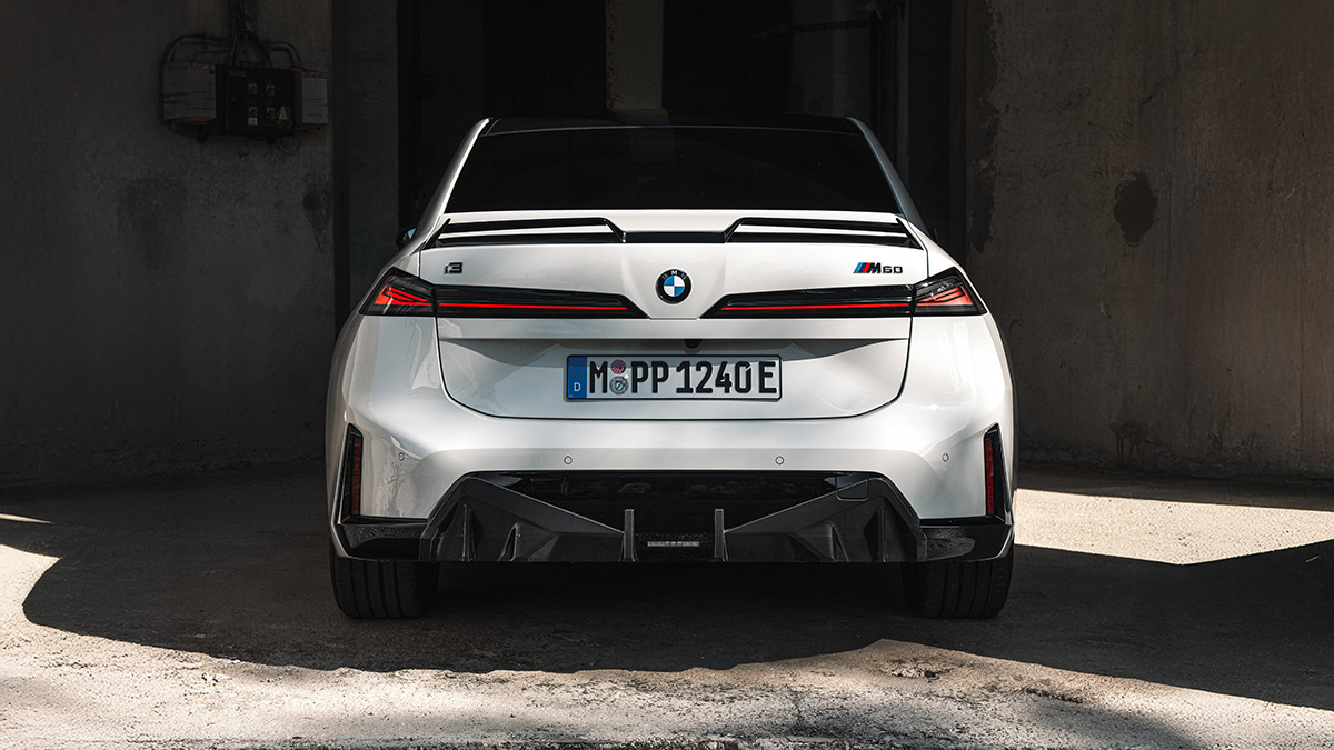 BMW純電旗艦i3 M60悄曝光，性能更強還換上M Performance套件
