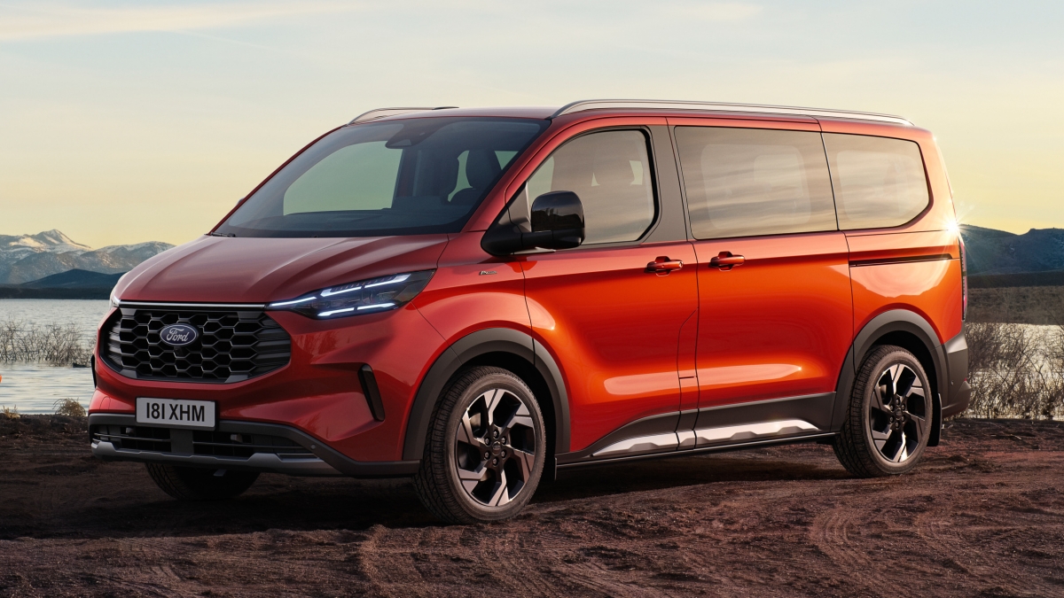 大改款旅行家Ford Tourneo Custom已抵台?福特六和:認證測試中 | 地球黃金線