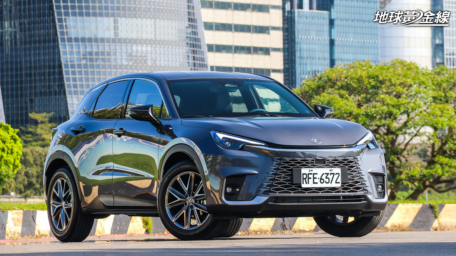 試駕／Lexus LBX Relax+發願打破級距！170萬價格帶實力真夠格？ | 地球黃金線