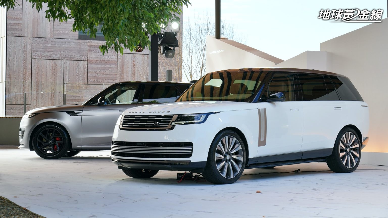 Land Rover Rsv 24年式Range Rover大軍壓境,Range Rover SV馬力上漲85匹! | 地球黃金線