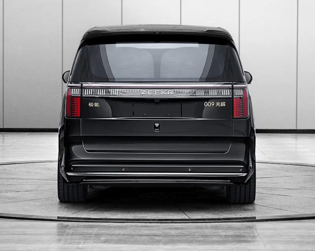 比Volvo EM90豪華！極氪Zeekr 009 4人座MPV能挑戰Lexus LM？ | 地球黃金線