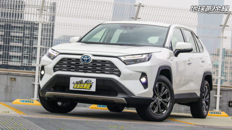RAV4新世代有望2025年現身?Toyota熱銷SUV改款亮點一次看 | 地球黃金線