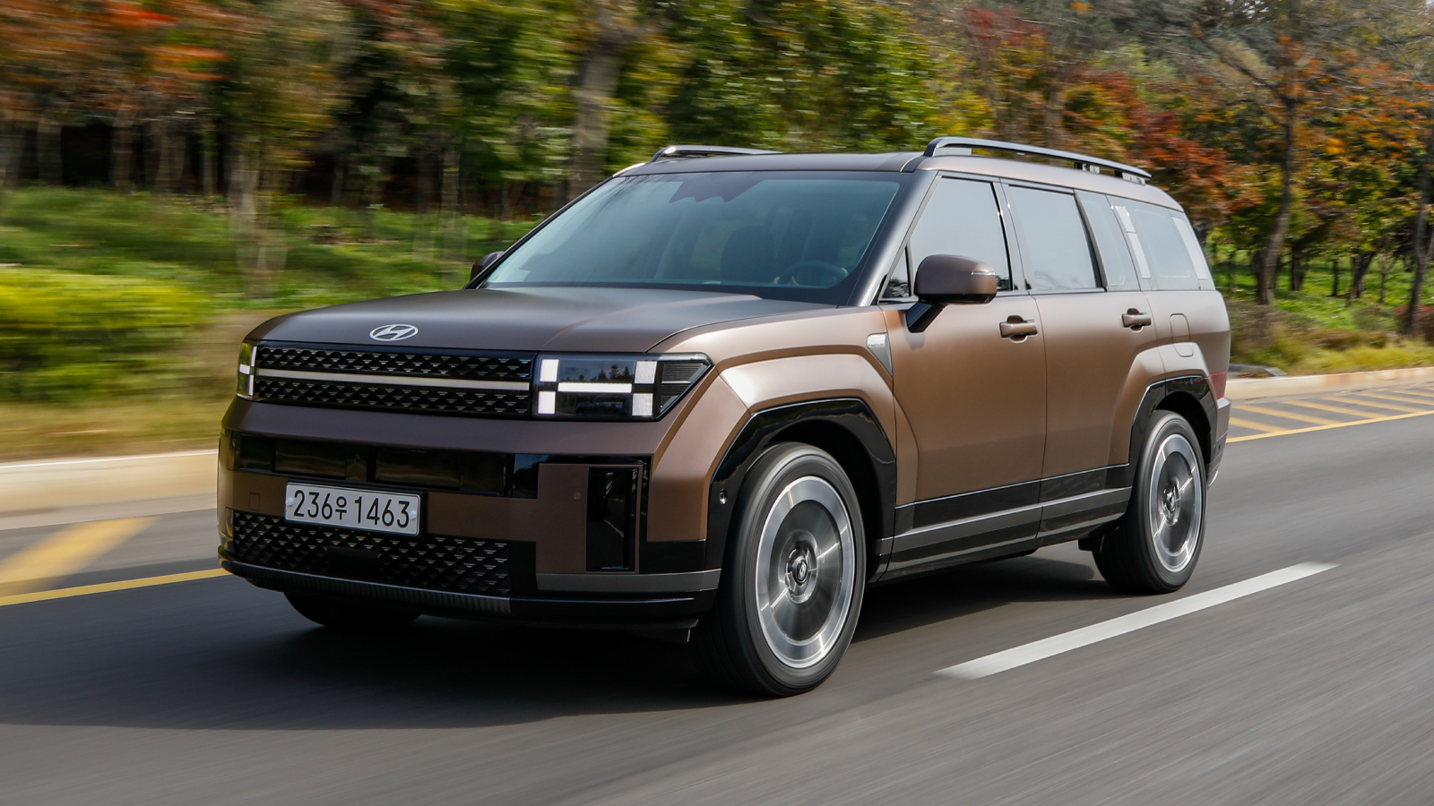 美國召回14.3萬輛Hyundai Santa Fe，倒車攝影機故障需改正