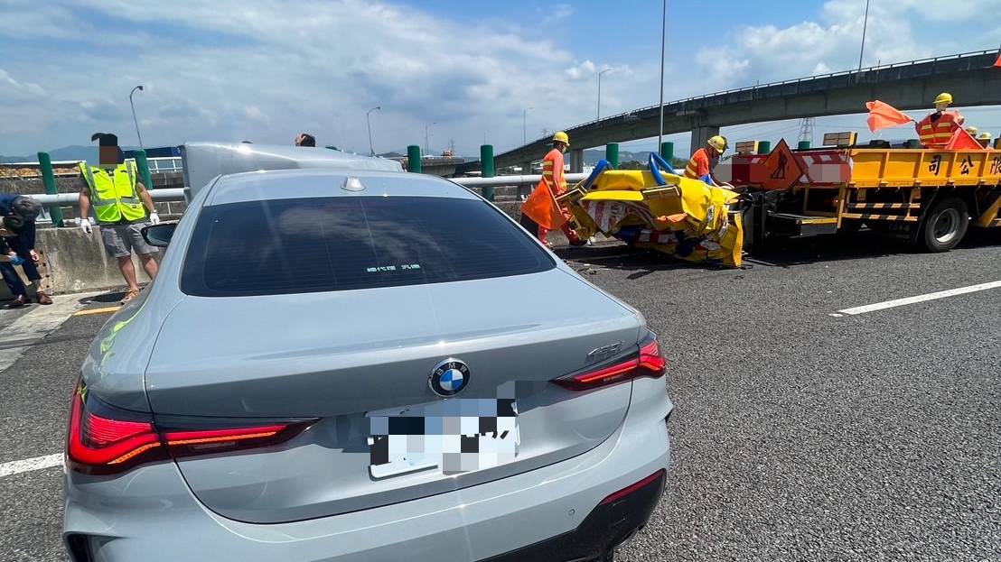 國道3號再有緩撞車遭追撞!BMW 430i駕駛濫用ACC未留意路況肇事