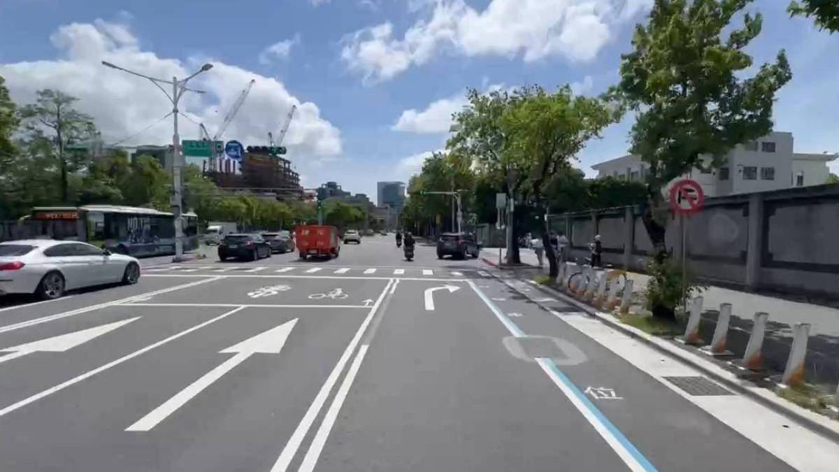 北市標線亂釀千張罰單，騎士直行卻挨罰議員批「機車陷阱」