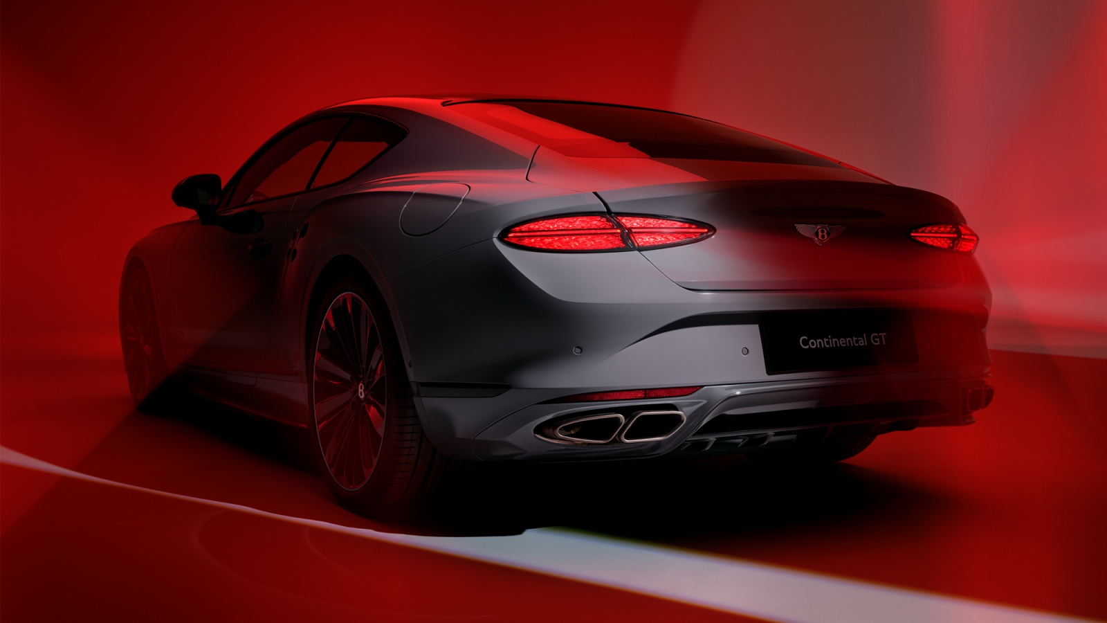 Bentley攜手Akrapovič推出全新運動排氣系統,鈦合金蠍管強化聲浪魅力