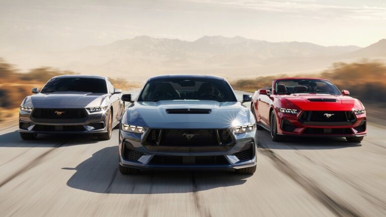 Ford Mustang四門版本開發中？有機會對上Dodge Charger上演四門肌肉車對決？ | 地球黃金線