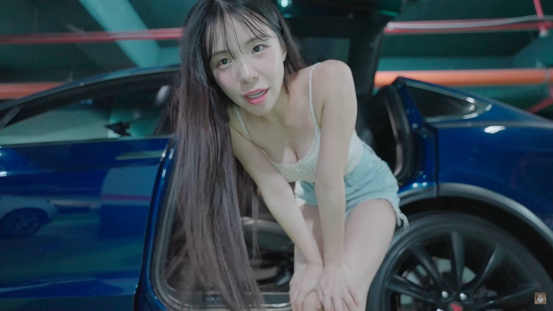 李多慧預算50萬想在台灣買代步車,最後竟開走一輛特斯拉Model X!
