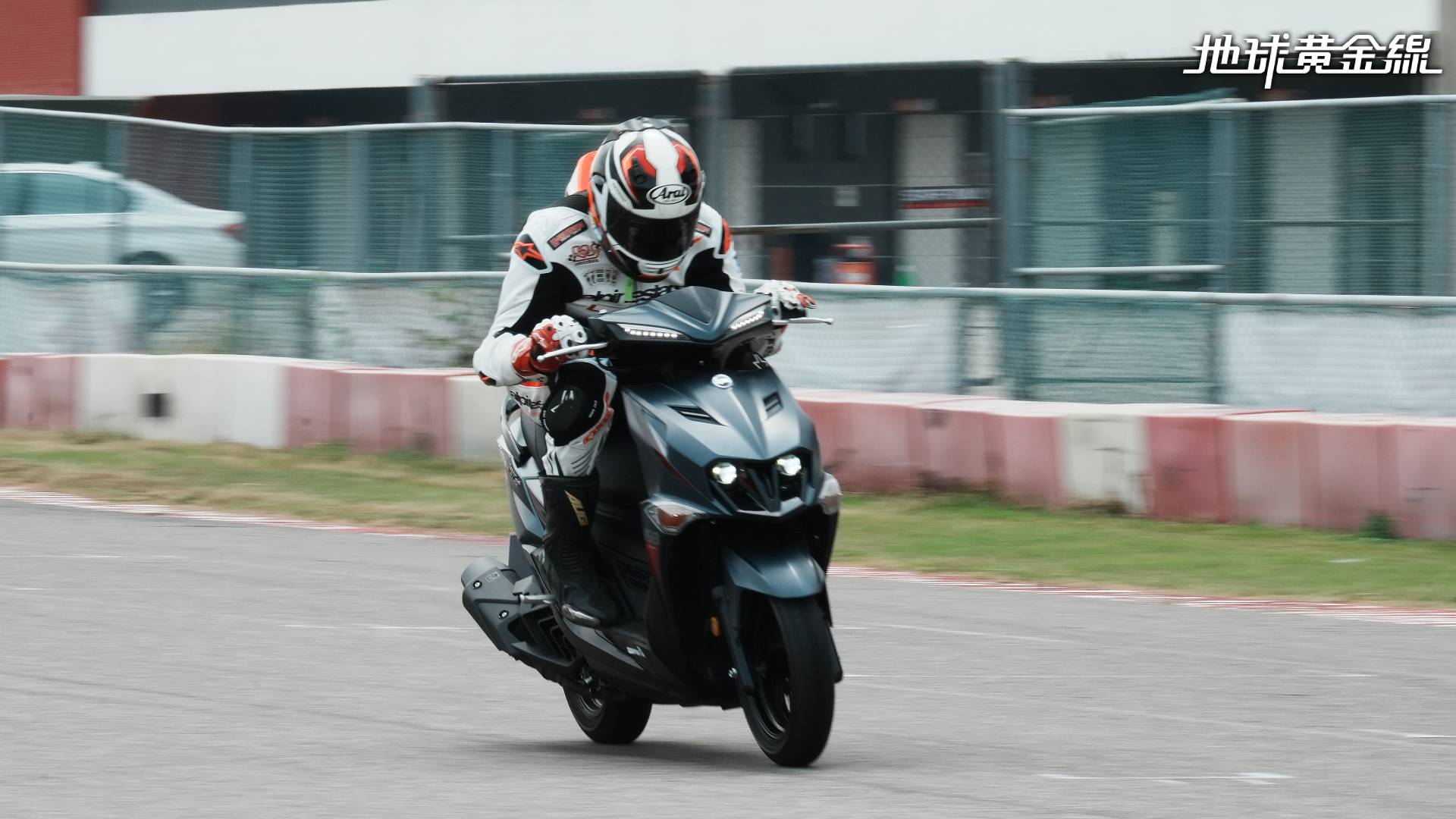 試駕／SYM JET SL+ SuperC賽車科技上身！性能與實用兼具的運動速克達 | 地球黃金線