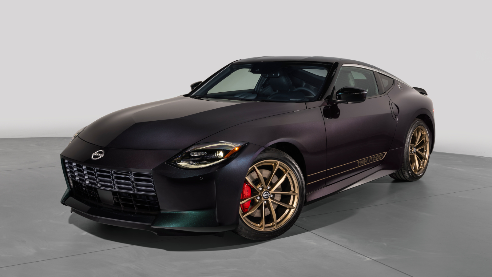 向Z32 300ZX經典致敬，Nissan Z新年式推出Heritage Edition | 地球黃金線