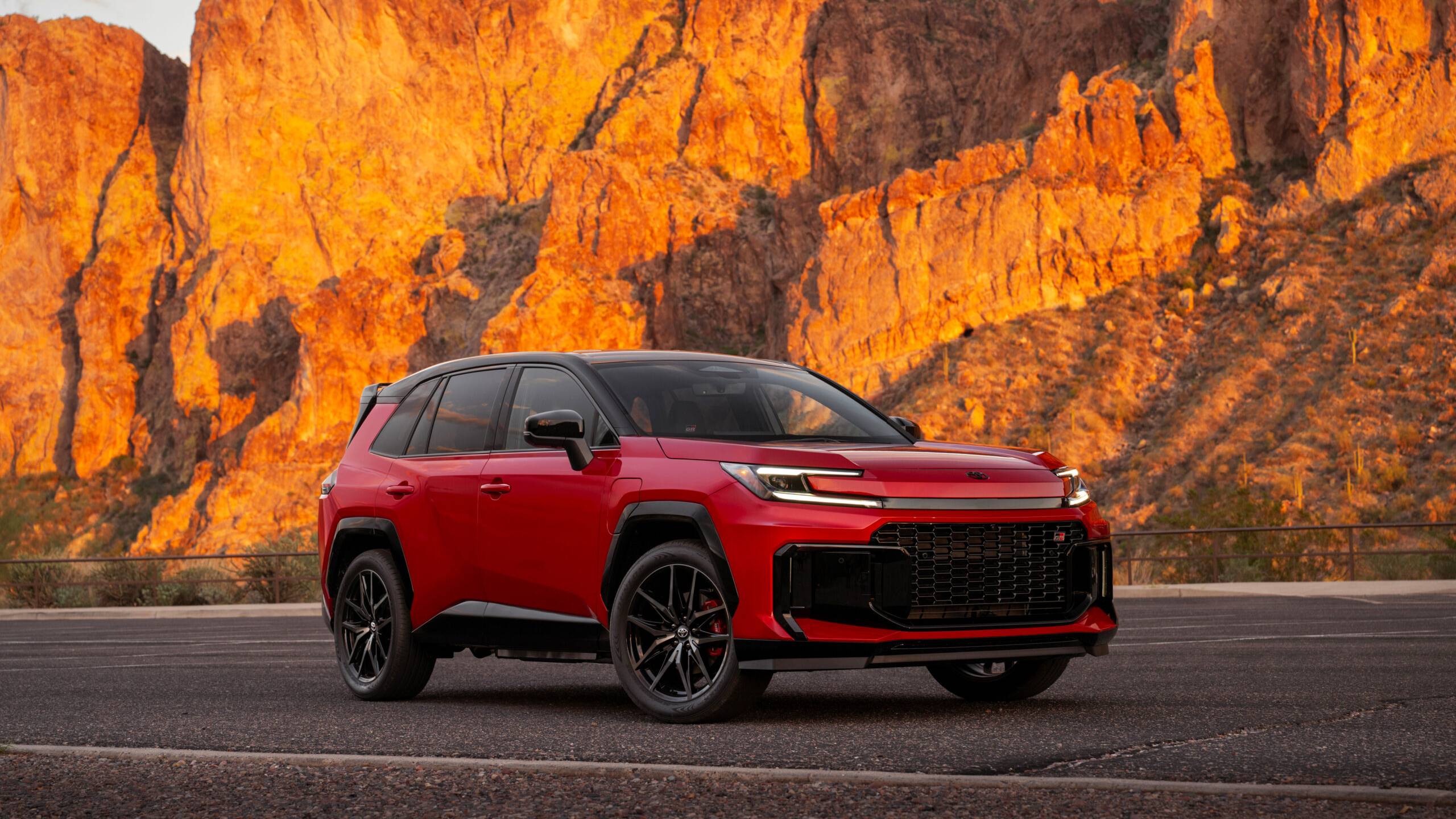 2026世界年度風雲車入圍10車款有5款電動車！6代RAV4與比亞迪成油車代表