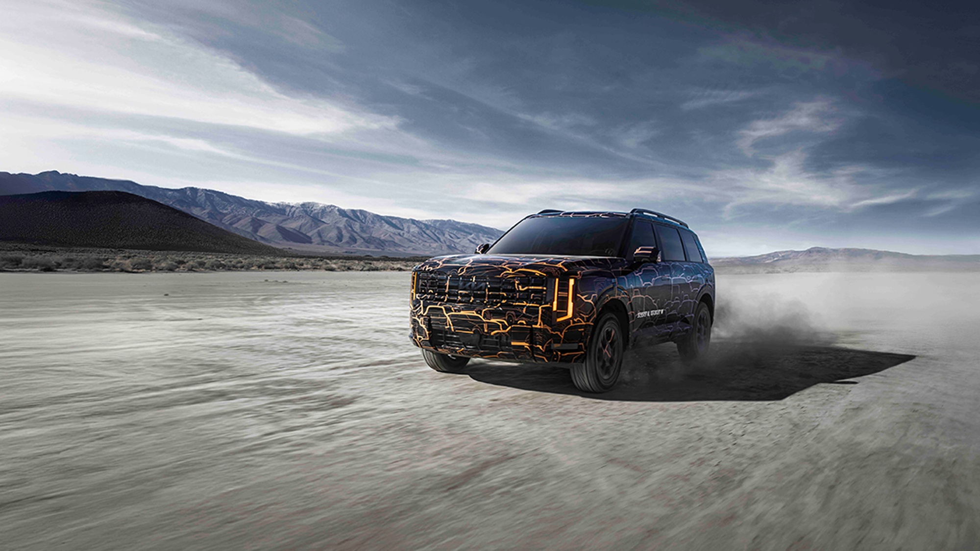 Kia預告Telluride登場,披上迷彩挑戰險惡地形