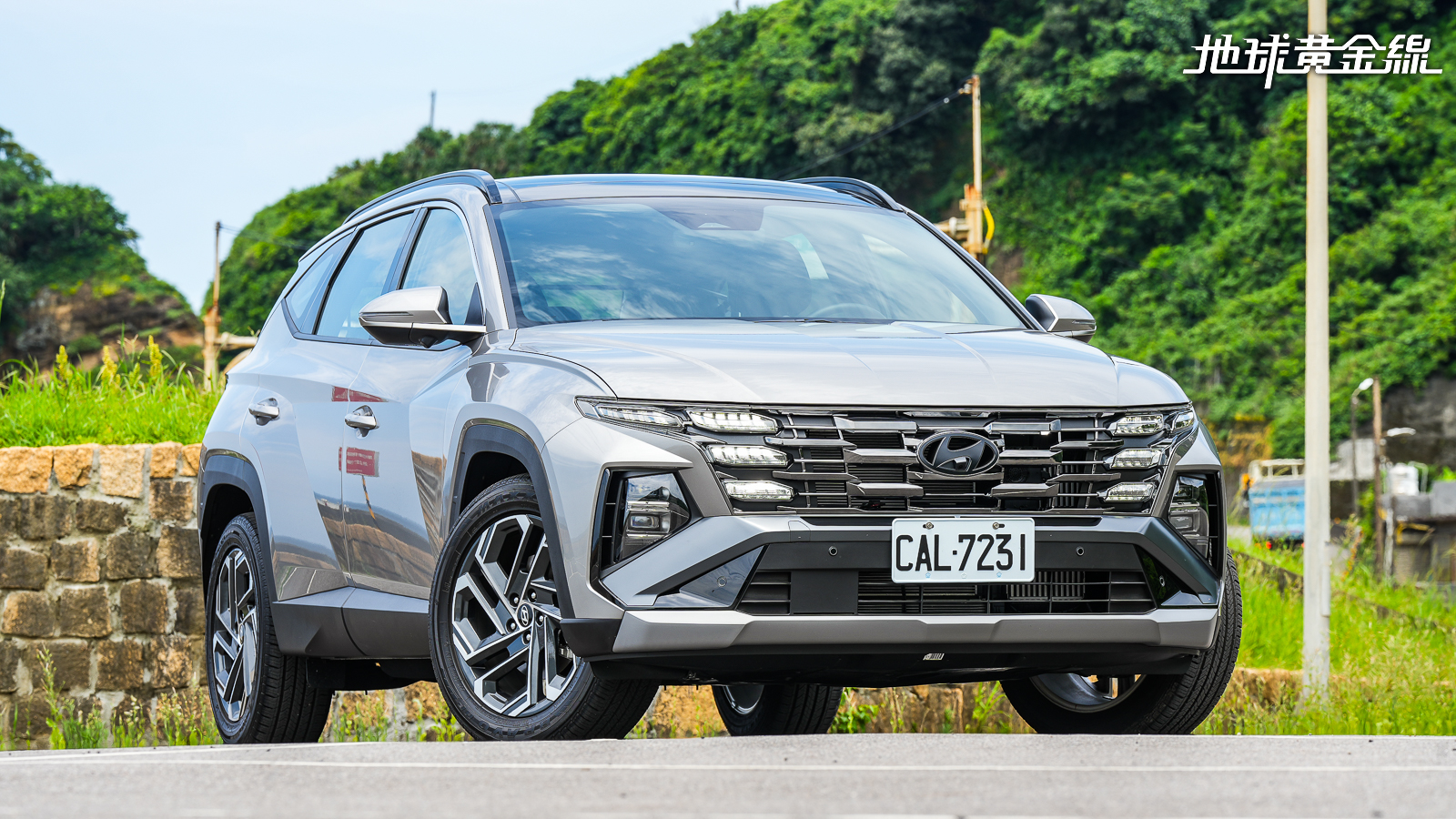 試駕／Tucson L Turbo Hybrid小改款質感升級，油電效能更有看點