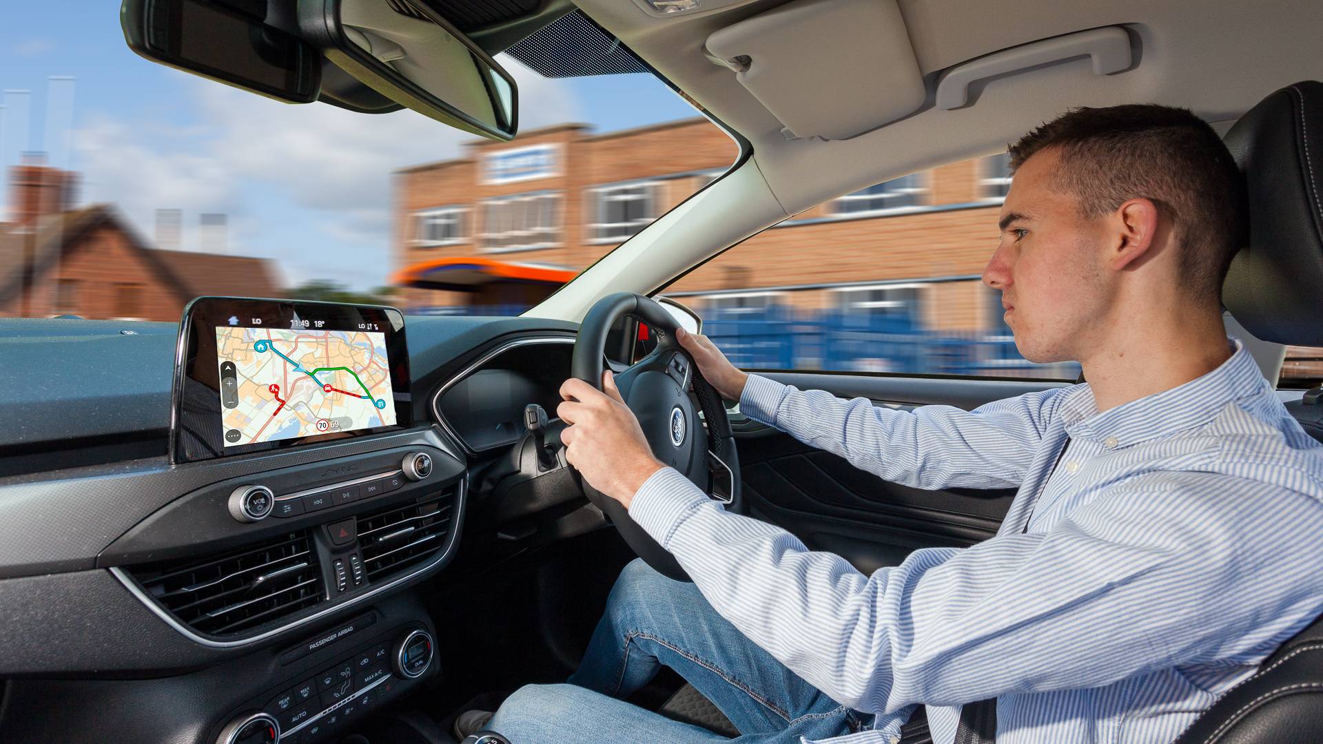 台灣駕照是否真的太好考？英國駕訓學員花12萬元考128次依舊過不了