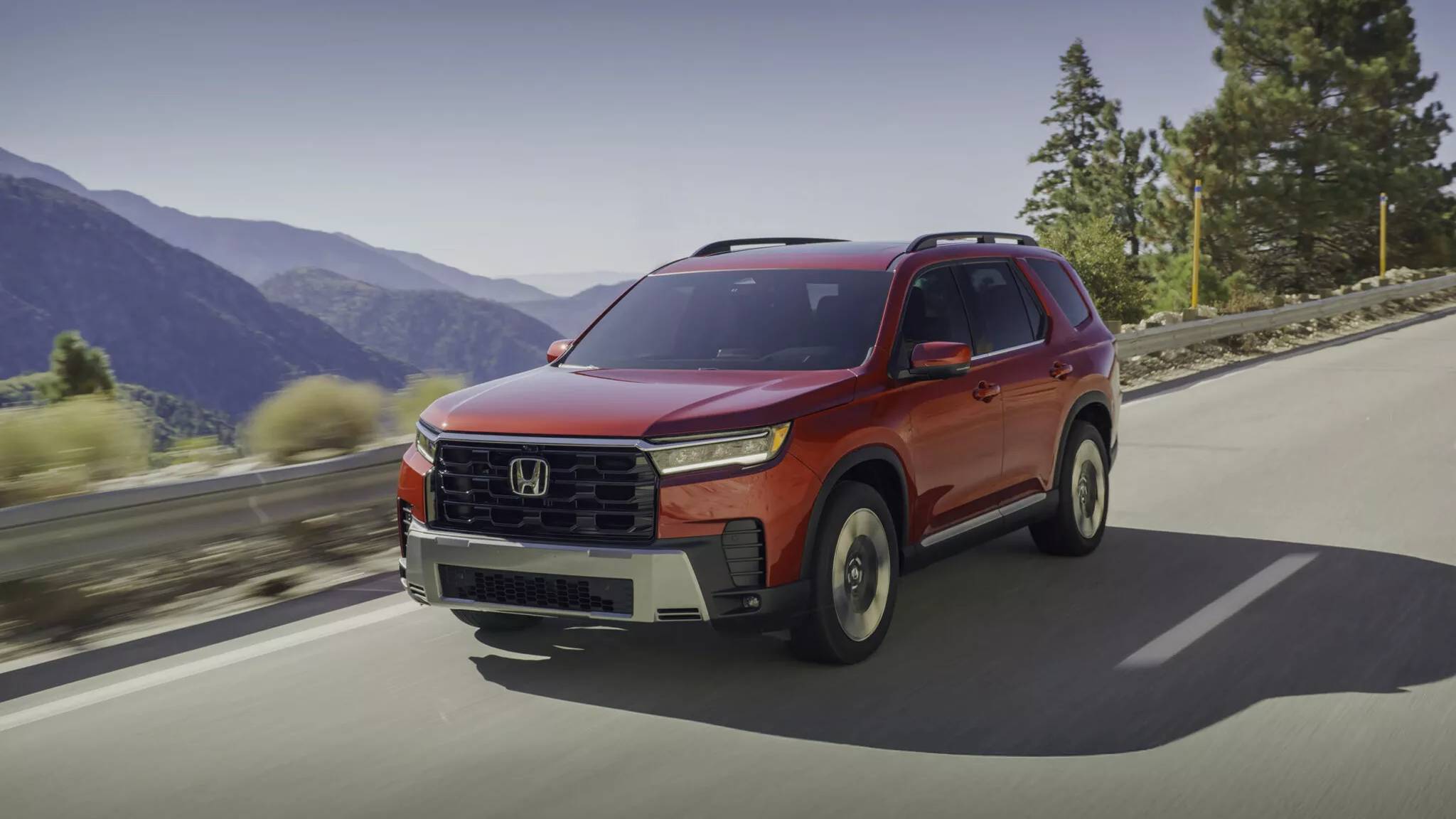 Honda готовит к выпуску удлиненный кроссовер Pilot XXL