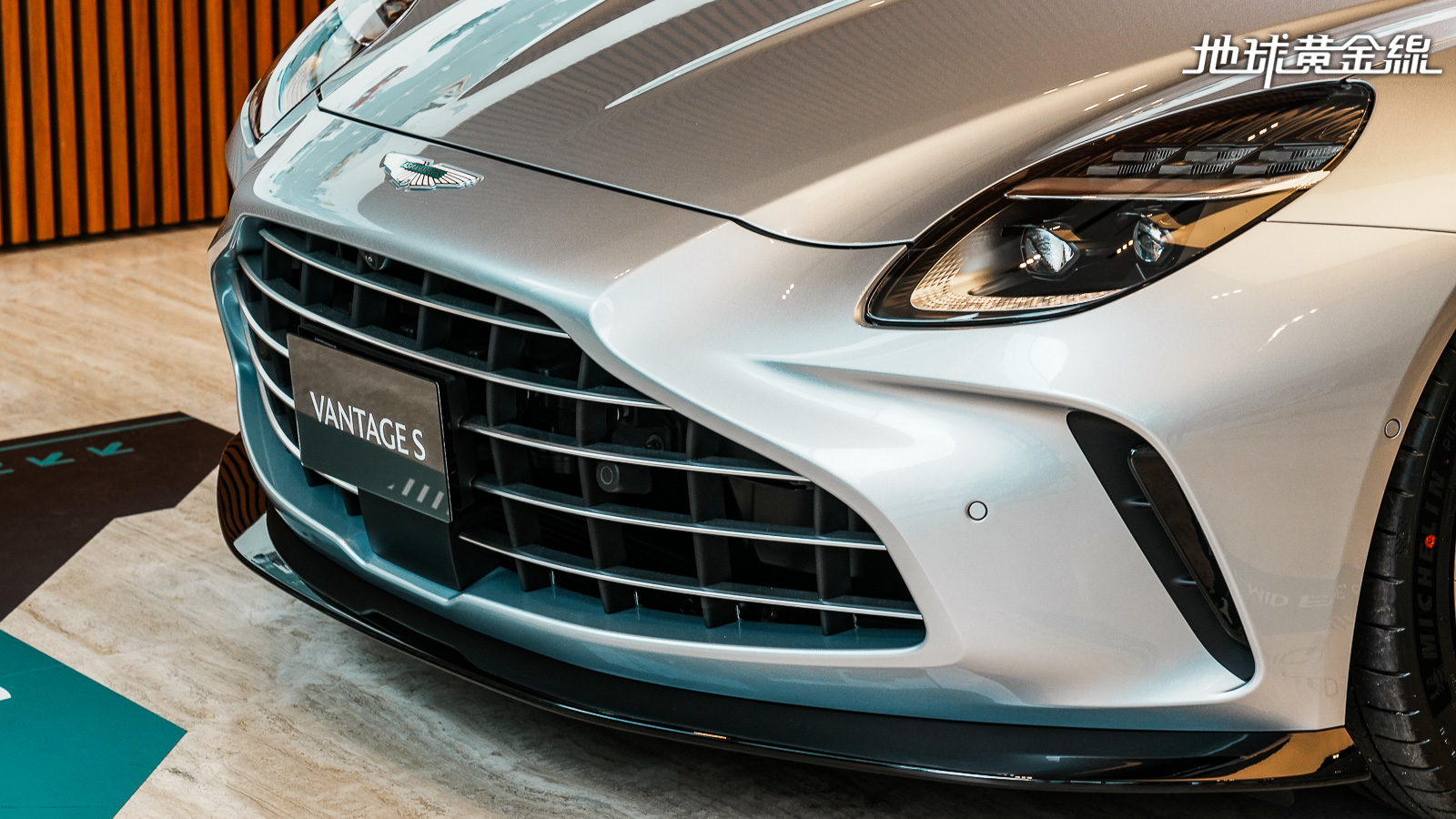 Aston Martin為救財務賣「品牌名」惹怒債權人！5.5億英鎊融資藏關鍵條件
