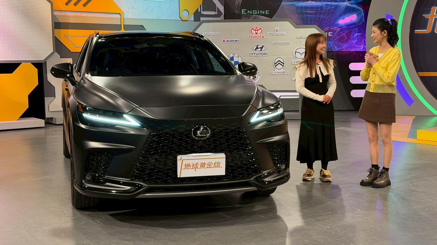 Youtuber Mana入手Lexus RX 500h，攻頂選高規就為一圓日本夢！