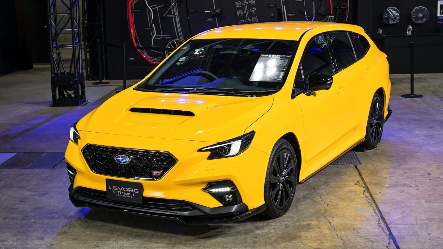 Subaru WRX STI Sport#現身東京改裝車展，手排熱血回歸但還是有遺憾 | 地球黃金線