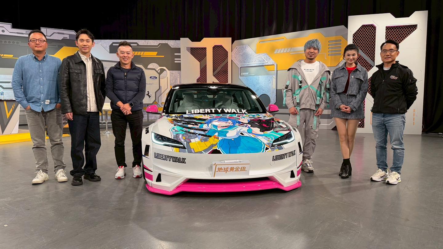 全台最吸睛的特斯拉Model 3？YTR黃小潔痛車改裝再裝LB寬體！