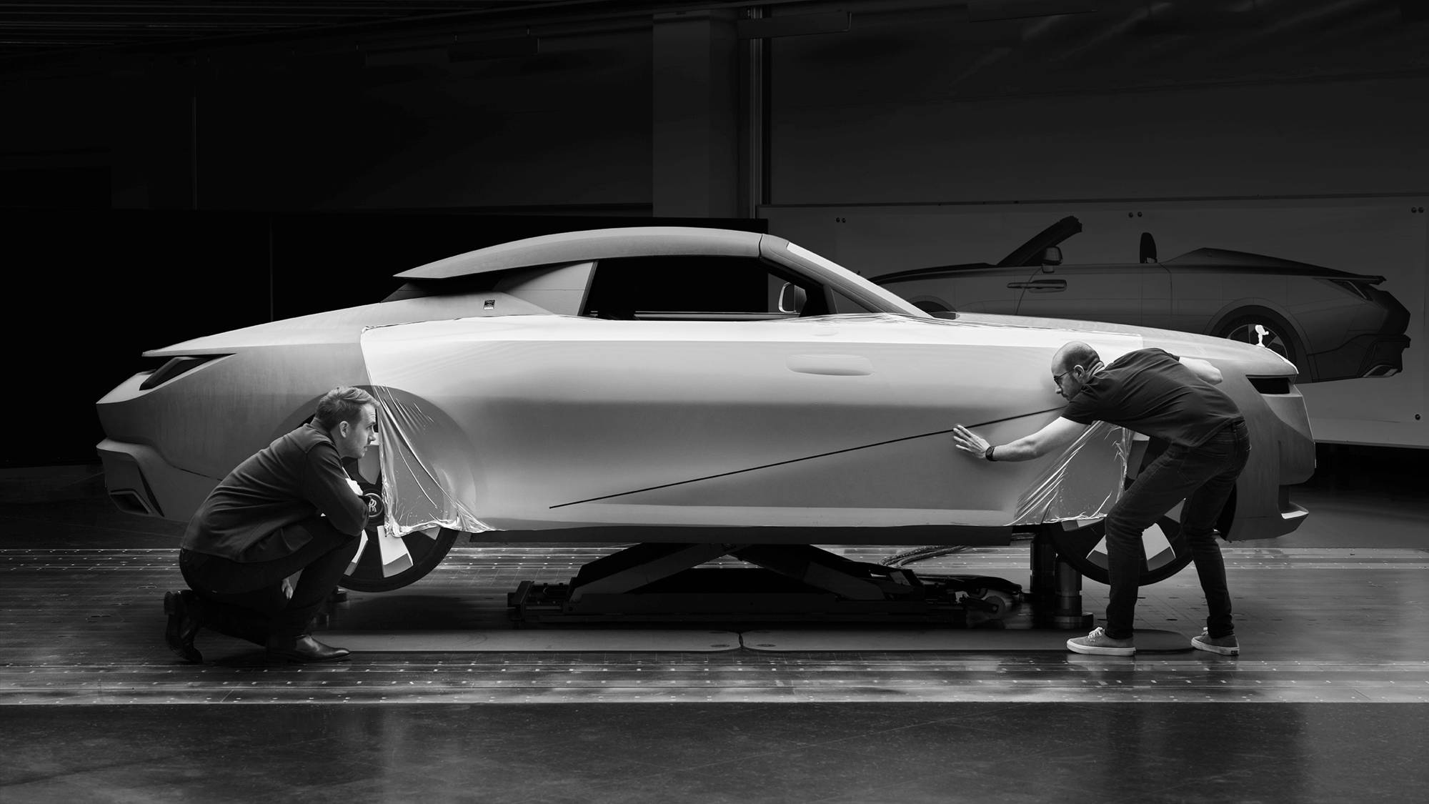 勞斯萊斯「新客製化專案」僅邀VIP客戶參與！首款車可能基於Spectre平台打造