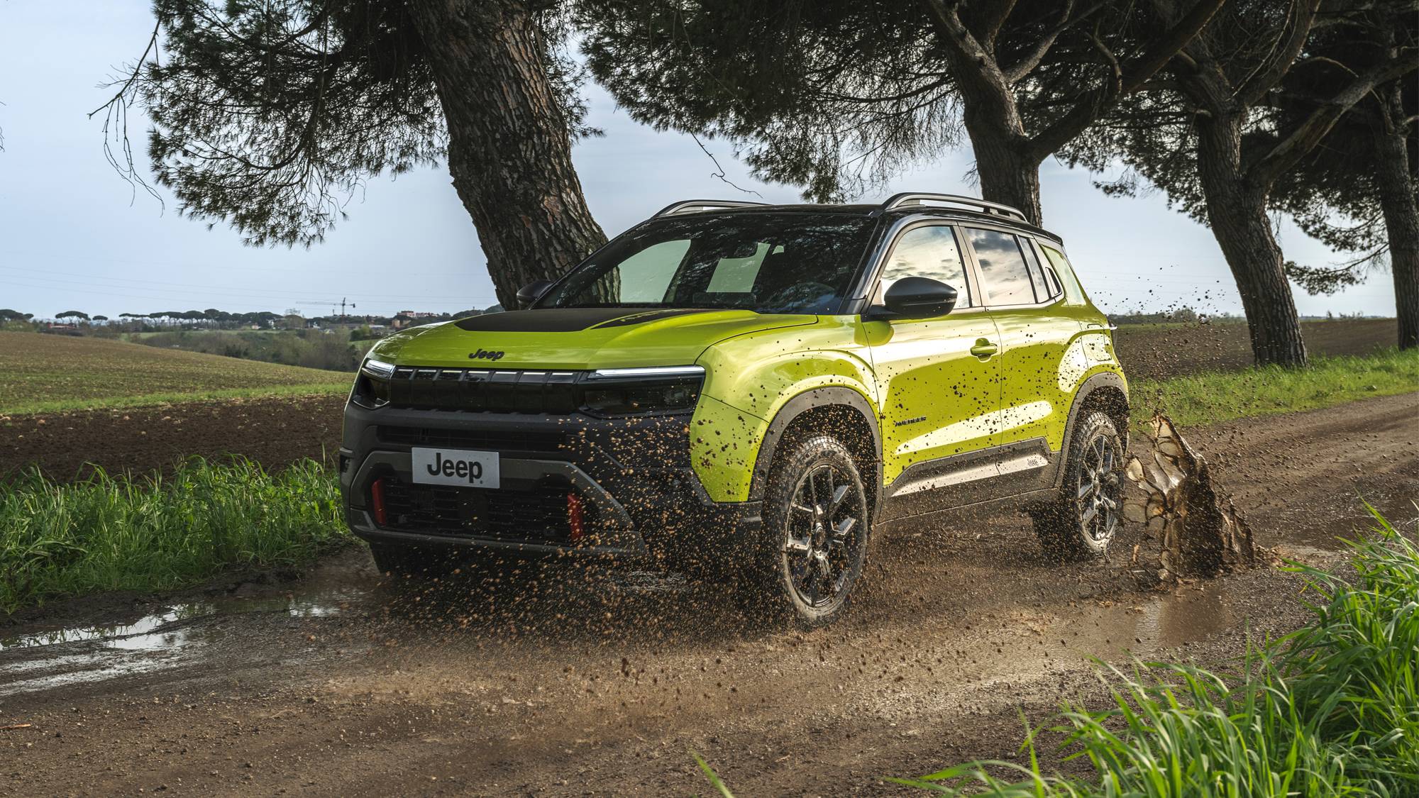 Jeep Avenger小改款正式登場，導入發光水箱護罩與85週年特仕版