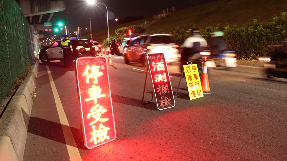1天近40起毒駕，「喪屍煙彈」淪馬路未爆彈，案件4年飆200倍！