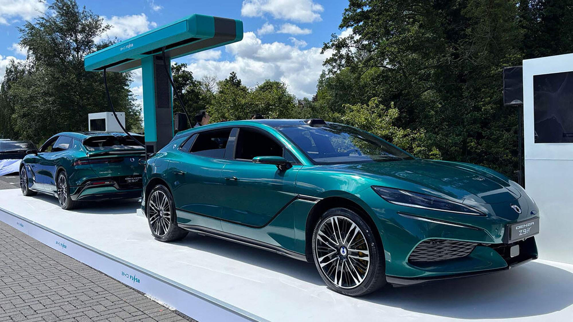 BYD 1,500kW快充大軍壓境歐洲，價格有望比Tesla更便宜