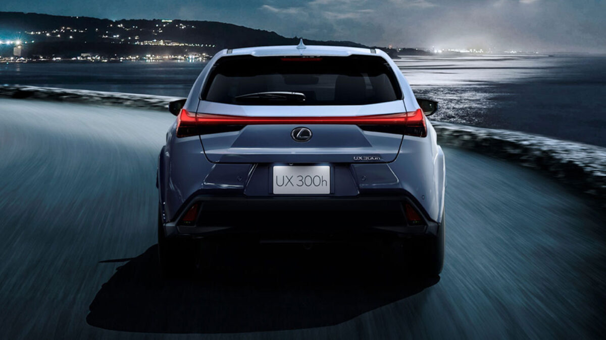 根據Lexus日本官網資訊,UX300h生產將於2027年2月告一段落,但實際接單時間可能更早結束。(圖/Lexus提供)