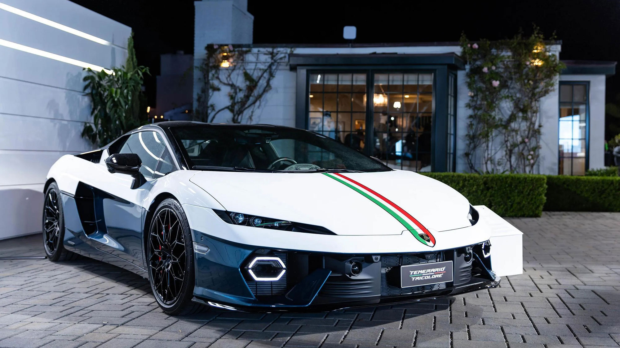 Lamborghini打造全球唯一Temerario Tricolore，以義大利三色演繹混合動力超跑