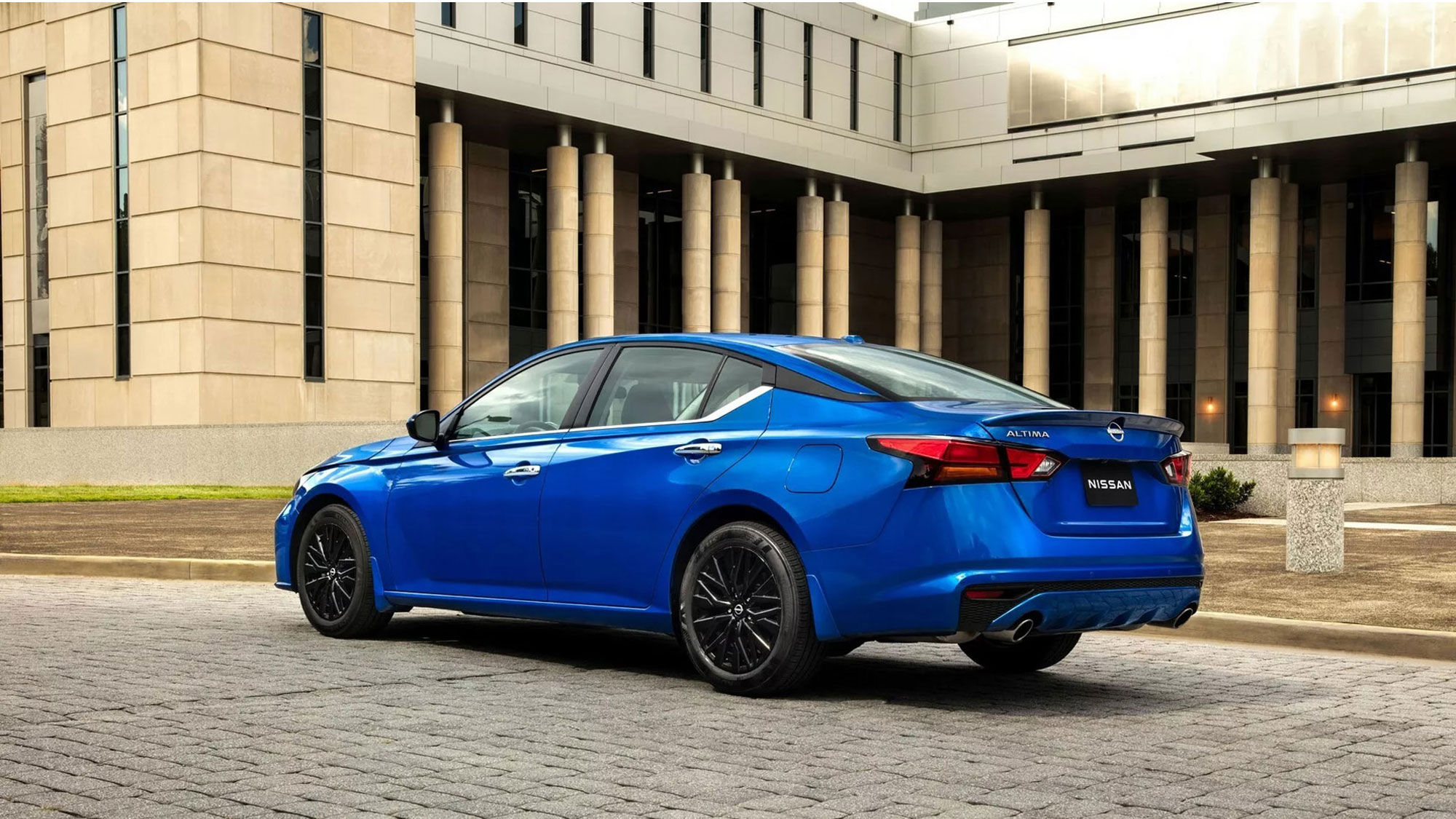 Nissan Altima美國爆出離譜裝配疏失，149輛安全氣囊緊急召回