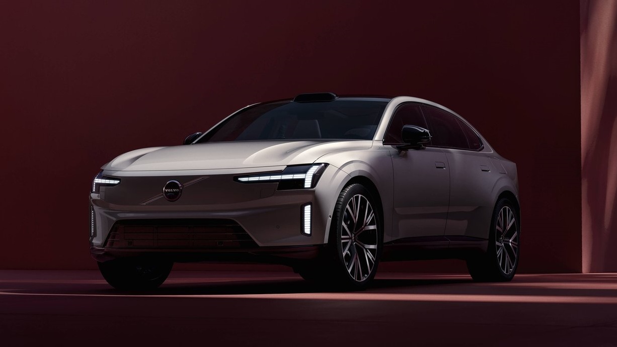 Volvo純電旗艦房車ES90悄悄抵台！接替S90退場空缺、排在EX90之後發表？