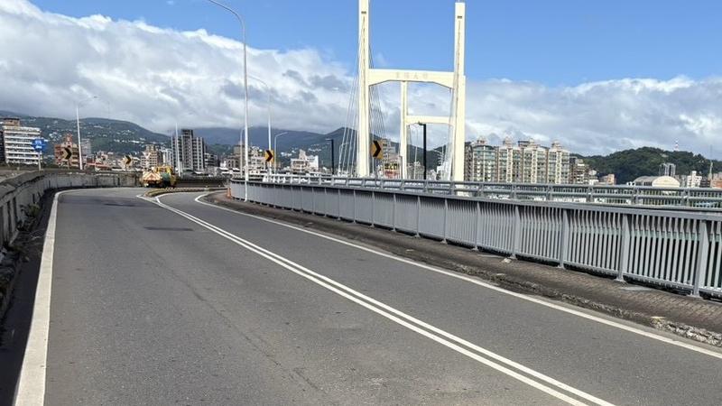 新北重陽橋9/7起施工封閉7天，夜間汽車改道、機車正常通行